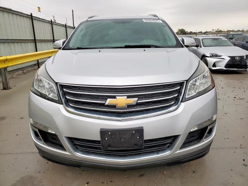 Photo 5 from auction – 2017 CHEVROLET TRAVERSE L with VIN 1GNKRGKD6HJ166608