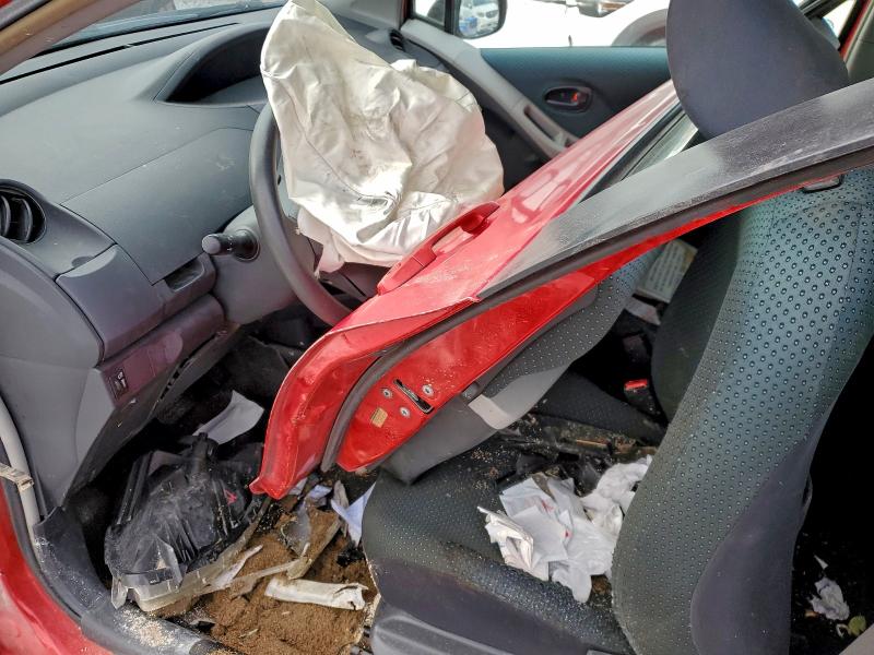 Photo 8 from auction – 2007 TOYOTA YARIS with VIN JTDJT923075129490