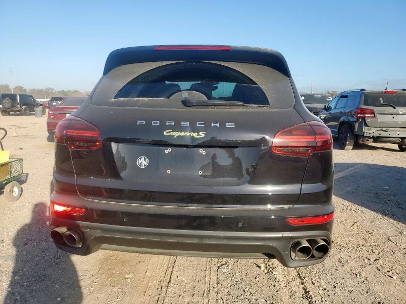 Photo 6 from auction – 2017 PORSCHE CAYENNE SE with VIN WP1AE2A21HLA73954