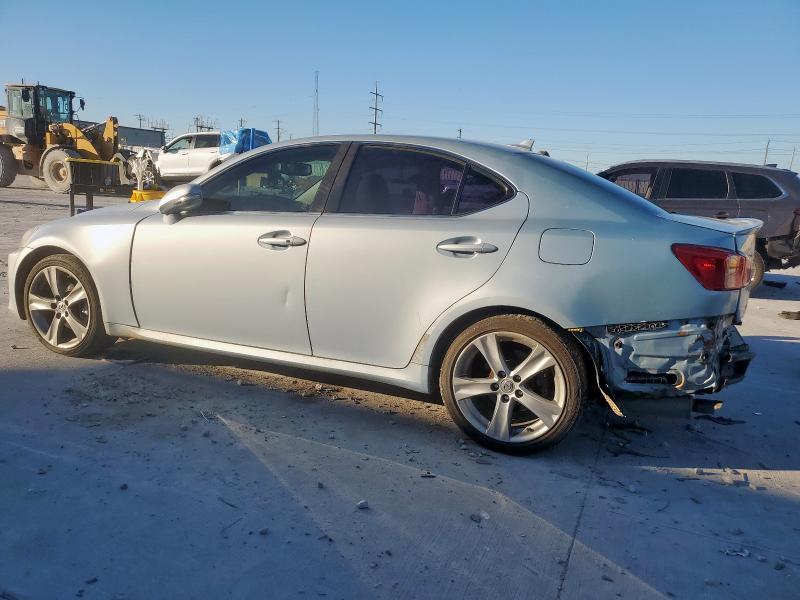 Photo 2 from auction – 2011 LEXUS IS 250 with VIN JTHBF5C26B5132072