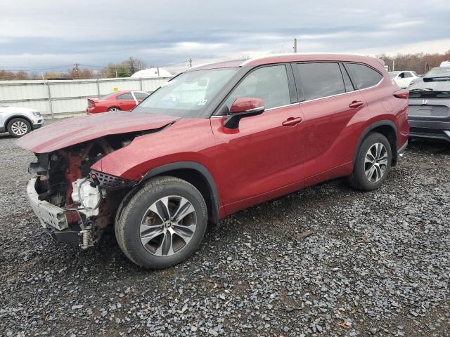 Photo 1 from auction – 2022 TOYOTA HIGHLANDER with VIN 5TDGZRBH4NS592275