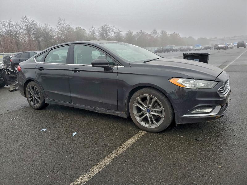 Photo 4 from auction – 2017 FORD FUSION SE with VIN 3FA6P0LU7HR286029