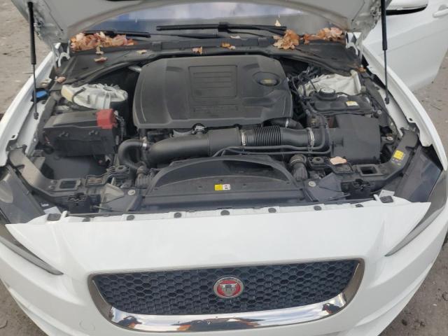 Photo 11 from auction – 2018 JAGUAR XE with VIN SAJAJ4FX4JCP25812
