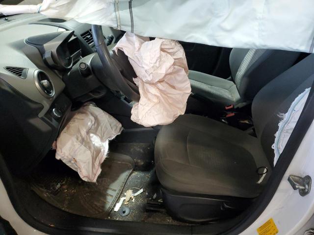 Photo 7 from auction – 2014 CHEVROLET SONIC LS with VIN 1G1JA6SH1E4227875