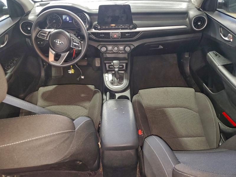 Photo 8 from auction – 2021 KIA FORTE FE with VIN 3KPF24AD1ME362591