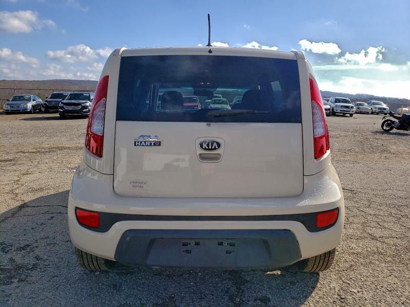 Photo 6 from auction – 2013 KIA SOUL with VIN KNDJT2A64D7766062