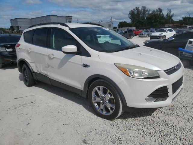 Photo 4 from auction – 2014 FORD ESCAPE SE with VIN 1FMCU0GX5EUD29521