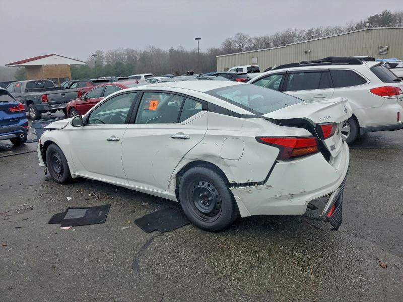 Photo 2 from auction – 2022 NISSAN ALTIMA S with VIN 1N4BL4BV8NN342053