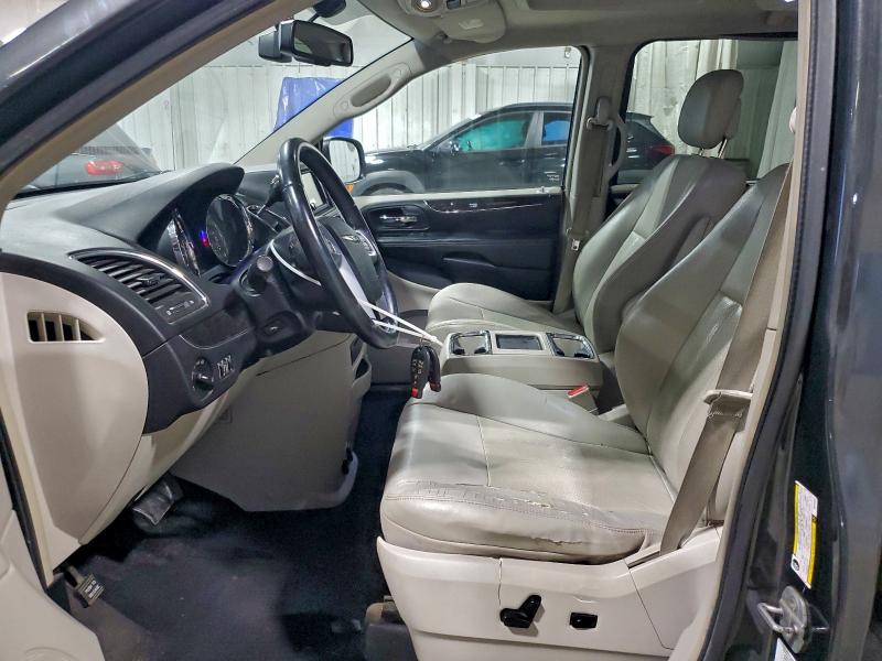 Photo 7 from auction – 2011 CHRYSLER TOWN & COU with VIN 2A4RR8DG6BR782567