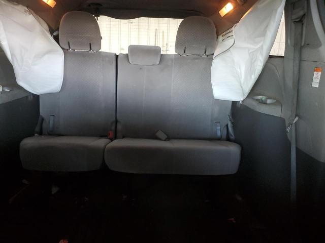 Photo 10 from auction – 2017 TOYOTA SIENNA LE with VIN 5TDKZ3DC4HS817999