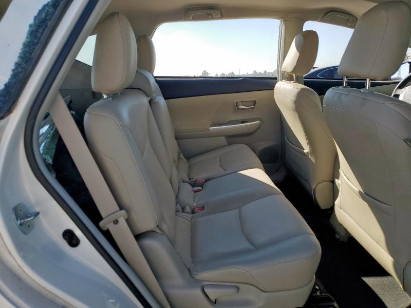 Photo 11 from auction – 2013 TOYOTA PRIUS V with VIN JTDZN3EU2D3200002