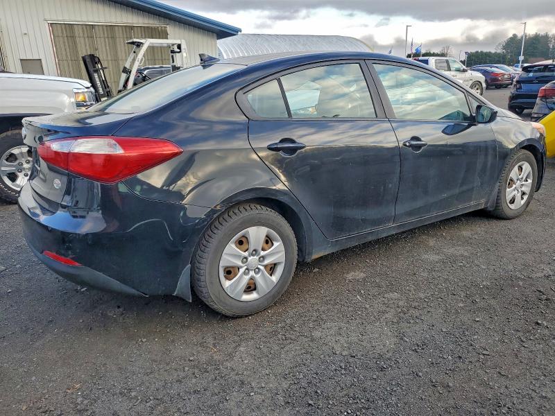Photo 3 from auction – 2015 KIA FORTE LX with VIN KNAFK4A66F5287433
