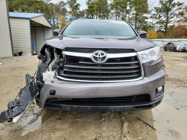 Photo 5 from auction – 2016 TOYOTA HIGHLANDER with VIN 5TDBKRFH1GS304370