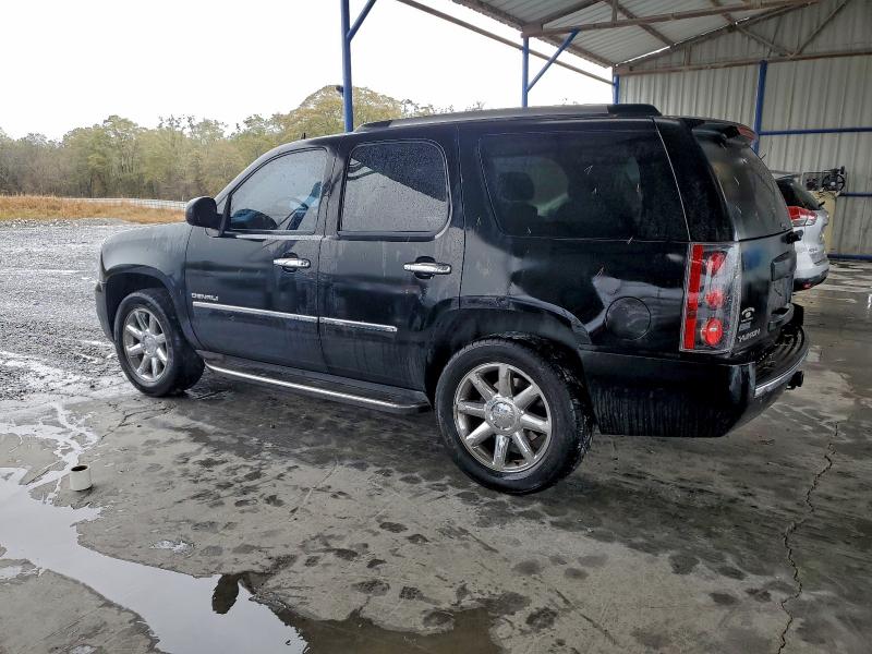 Photo 2 from auction – 2010 GMC YUKON DENA with VIN 1GKUKEEF8AR288874