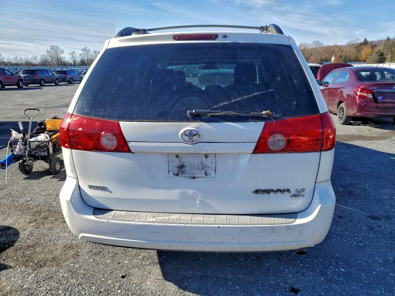 Photo 6 from auction – 2006 TOYOTA SIENNA LE with VIN 5TDBA23C56S075371