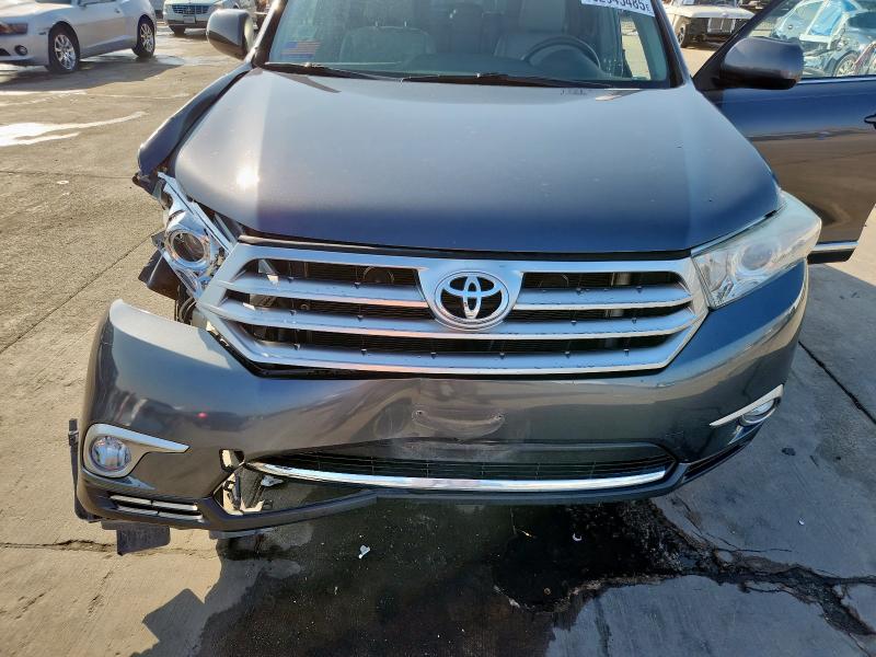 Photo 11 from auction – 2013 TOYOTA HIGHLANDER with VIN 5TDZK3EH6DS089898