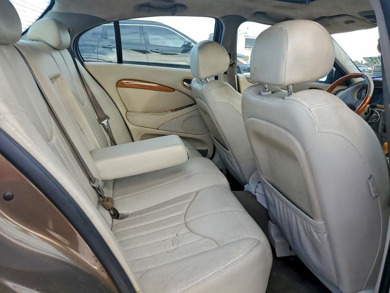 Photo 10 from auction – 2001 JAGUAR S-TYPE with VIN SAJDA01N31FM09120