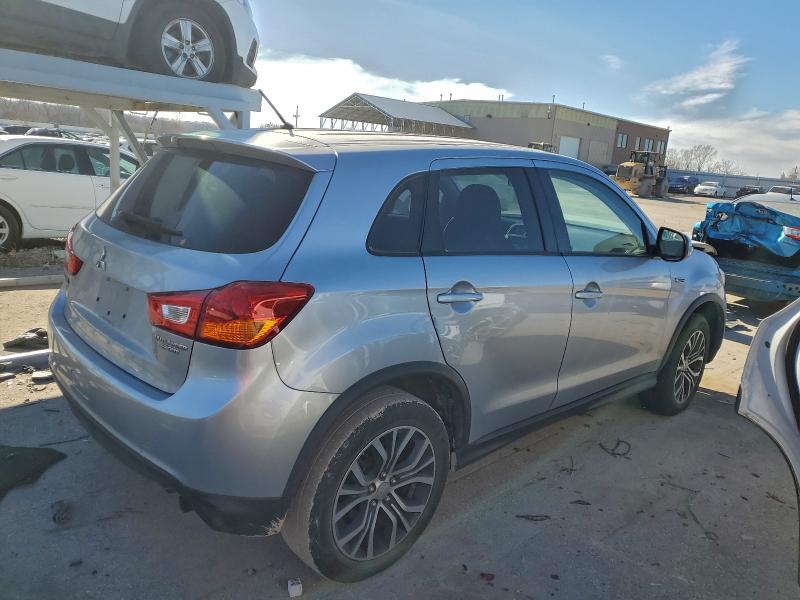 Photo 3 from auction – 2016 MITSUBISHI OUTLANDER with VIN JA4AP3AU5GZ032770