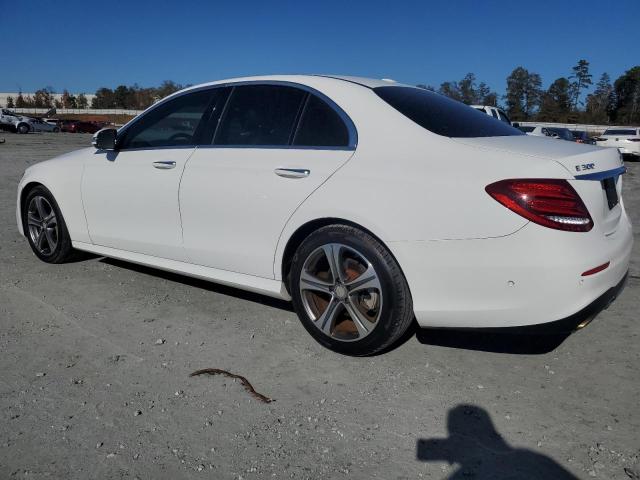 Photo 2 from auction – 2017 MERCEDES-BENZ E 300 with VIN WDDZF4JB0HA083759