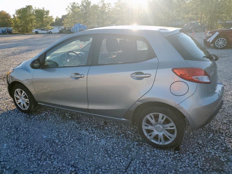 Photo 2 from auction – 2012 MAZDA MAZDA2 with VIN JM1DE1KY6C0135967