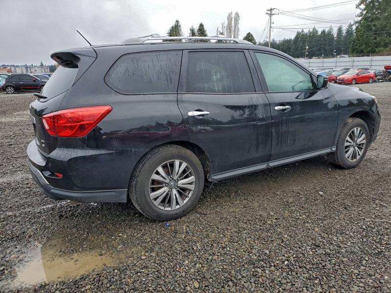 Photo 3 from auction – 2018 NISSAN PATHFINDER with VIN 5N1DR2MM0JC652242