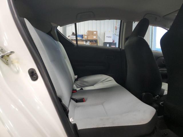 Photo 10 from auction – 2015 TOYOTA PRIUS C with VIN JTDKDTB38F1095657
