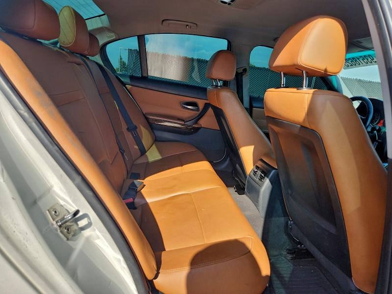 Photo 10 from auction – 2011 BMW 328 I with VIN WBAPH7G53BNM56420