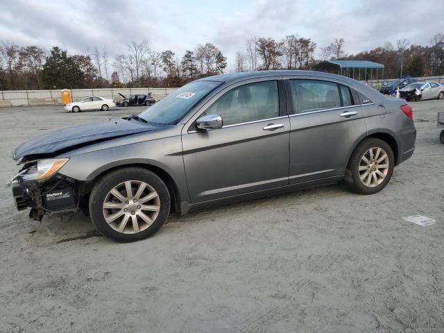 CHRYSLER 200 LIMITE 2013 with VIN 1C3CCBCG0DN699779 - Photo from auction