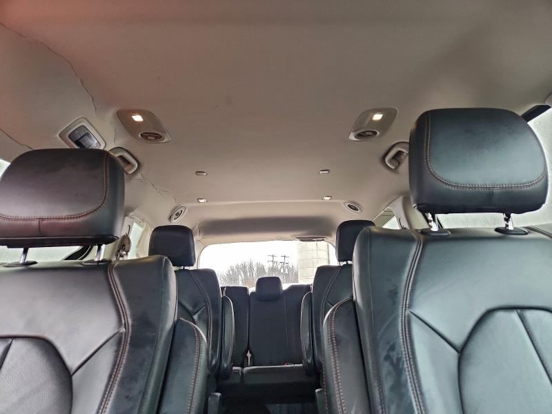 Photo 10 from auction – 2017 CHRYSLER PACIFICA T with VIN 2C4RC1BG7HR510233