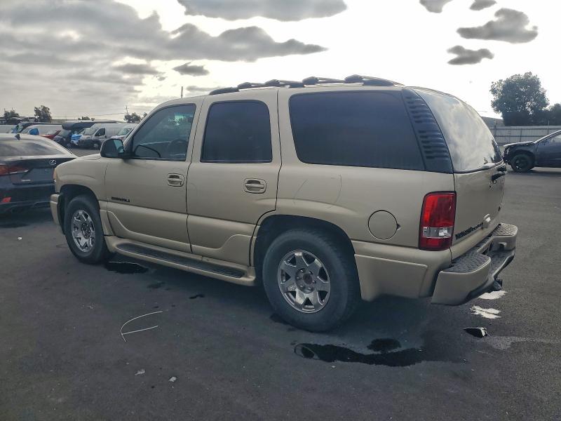 Photo 2 from auction – 2002 GMC DENALI with VIN 1GKEK63U32J187396
