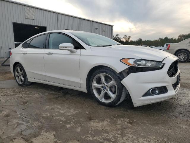 Photo 4 from auction – 2015 FORD FUSION SE with VIN 3FA6P0HD3FR225900