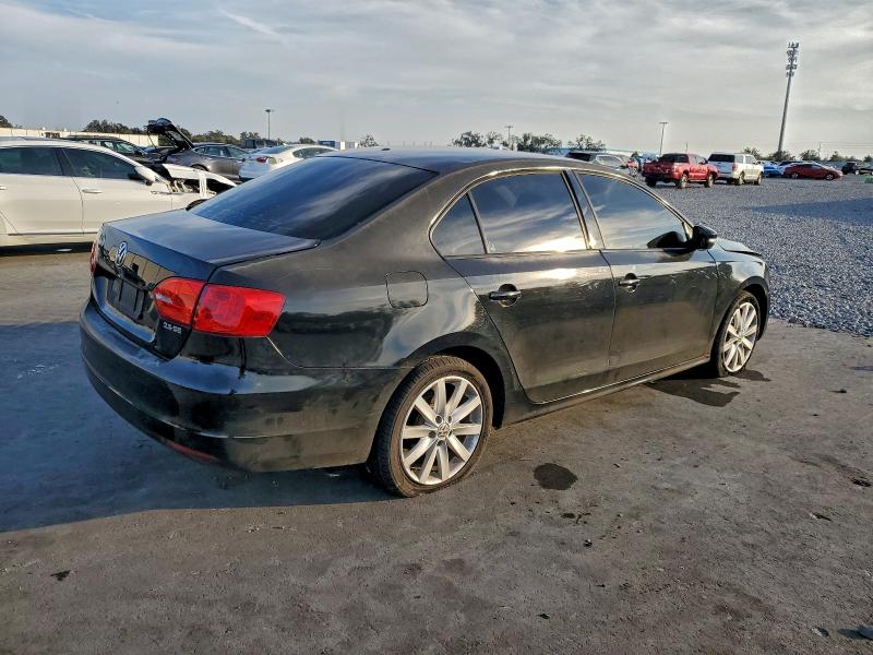 Photo 3 from auction – 2012 VOLKSWAGEN JETTA SE with VIN 3VWDP7AJ0CM452896