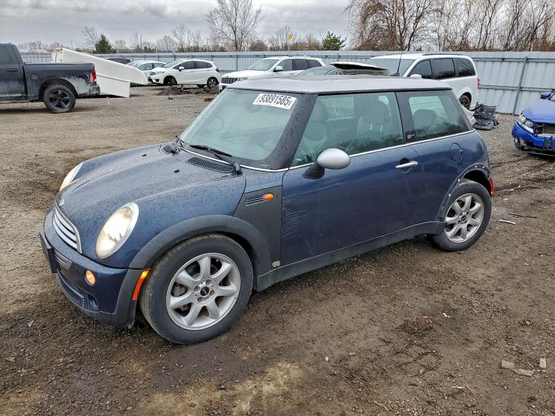 MINI COOPER 2006 with VIN WMWRC33516TK65019 - Photo from auction