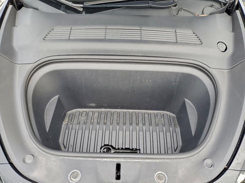 Zdjęcie 12 z aukcji – 2022 TESLA MODEL Y z VIN 7SAYGDEF0NF572149