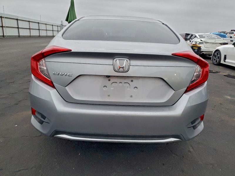 Photo 6 from auction – 2019 HONDA CIVIC LX with VIN 2HGFC2F61KH583820