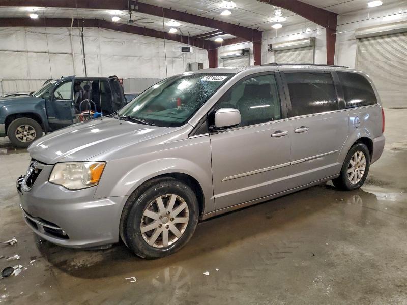 CHRYSLER TOWN & COU 2014 with VIN 2C4RC1BG8ER203746 - Photo from auction