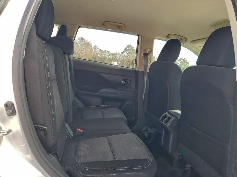 Photo 11 from auction – 2019 MITSUBISHI OUTLANDER with VIN JA4AD2A34KZ005563