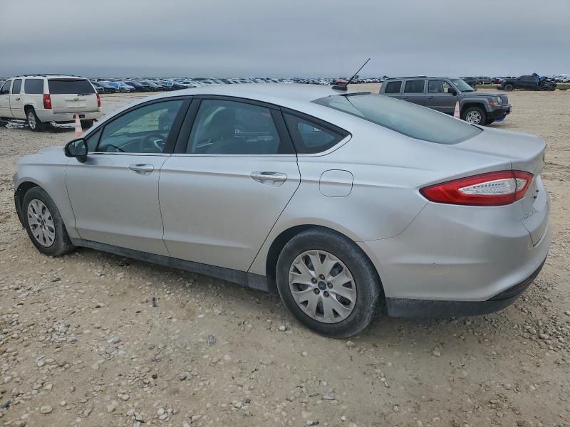 Photo 2 from auction – 2014 FORD FUSION S with VIN 3FA6P0G74ER268121