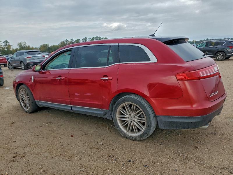 Photo 2 from auction – 2013 LINCOLN MKT with VIN 2LMHJ5AT1DBL50246