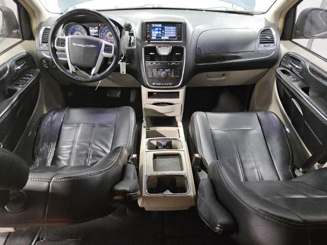 Photo 8 from auction – 2014 CHRYSLER TOWN & COU with VIN 2C4RC1BG3ER294117