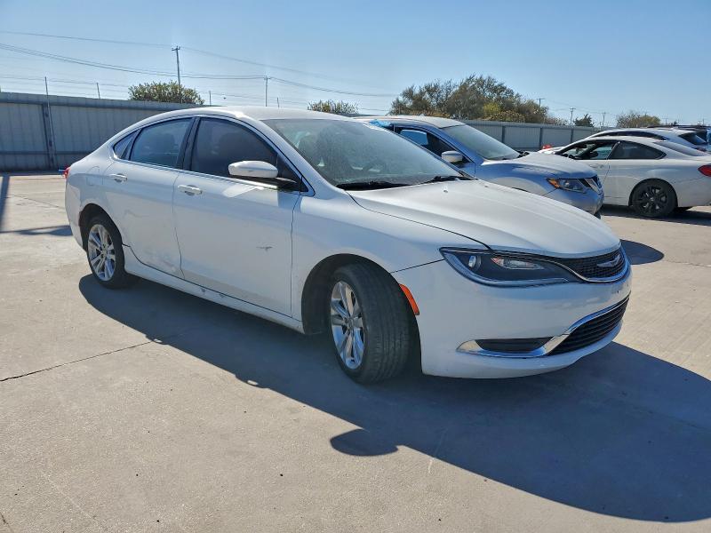 Photo 4 from auction – 2015 CHRYSLER 200 LIMITE with VIN 1C3CCCAB9FN621355