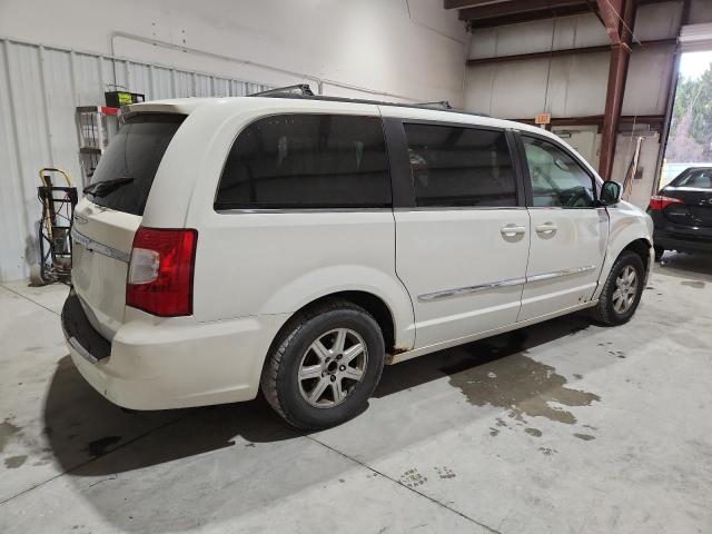 Photo 3 from auction – 2012 CHRYSLER TOWN & COU with VIN 2C4RC1CG2CR150568