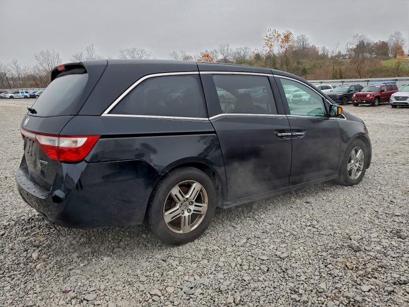 Photo 3 from auction – 2011 HONDA ODYSSEY with VIN 5FNRL5H96BB010776