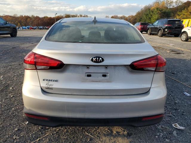 Photo 6 from auction – 2017 KIA FORTE LX with VIN 3KPFK4A76HE082763