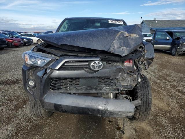 Photo 5 from auction – 2021 TOYOTA 4RUNNER with VIN JTEMU5JR0M5882002