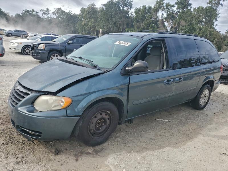 CHRYSLER TOWN & COU 2006 with VIN 2A8GP44R46R648006 - Photo from auction