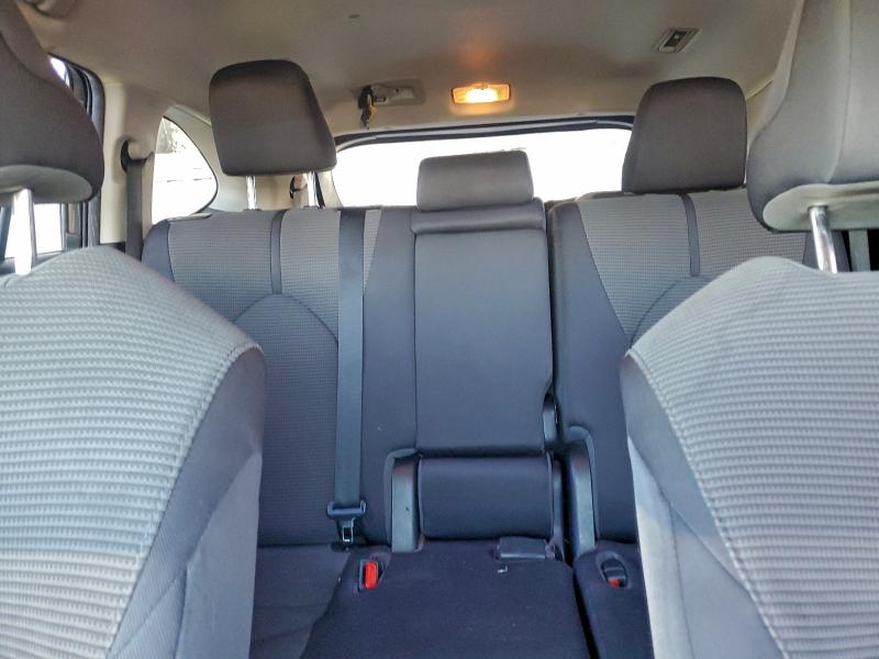 Zdjęcie 10 z aukcji – 2020 TOYOTA HIGHLANDER z VIN 5TDBZRBH2LS003313