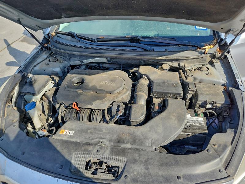Photo 11 from auction – 2017 HYUNDAI SONATA SE with VIN 5NPE24AF7HH516865