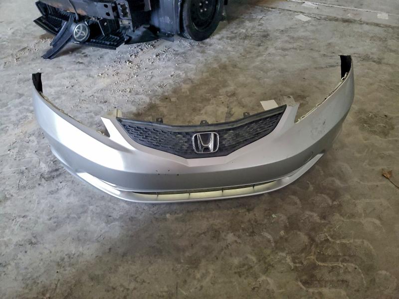 Photo 12 from auction – 2011 HONDA FIT with VIN JHMGE8H32BS011455