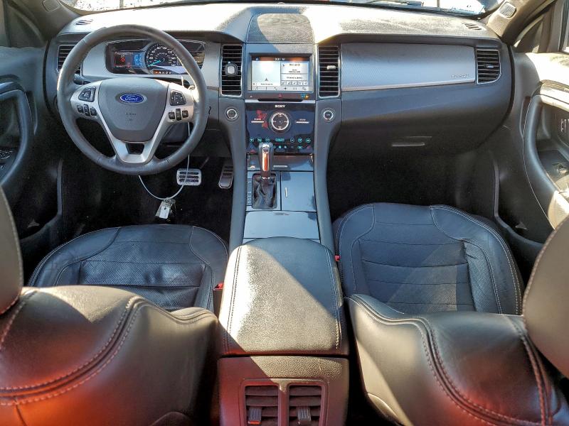 Photo 8 from auction – 2016 FORD TAURUS SHO with VIN 1FAHP2KTXGG118372